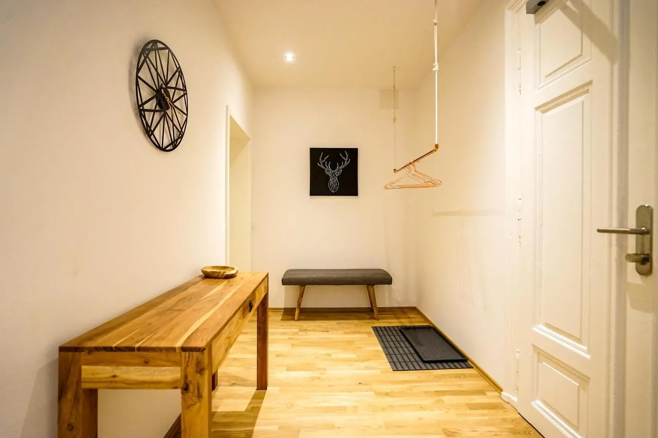 ***Stylische Wohnung Direkt Am Hauptbahnhof*** Leipzig 0*,  Germany